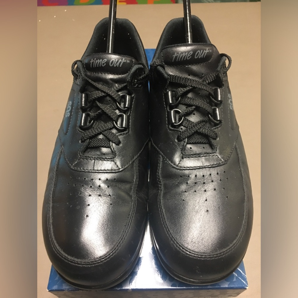 SAS Time Out - US Mens 8 (Narrow)- Womens 10 Euro 41. Made in San Antonio, USA.